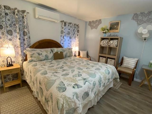 217W 217 Whittley Ave House in Avalon