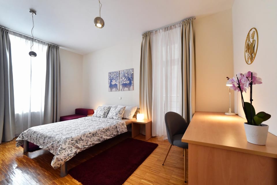 Bed, Bedroom
