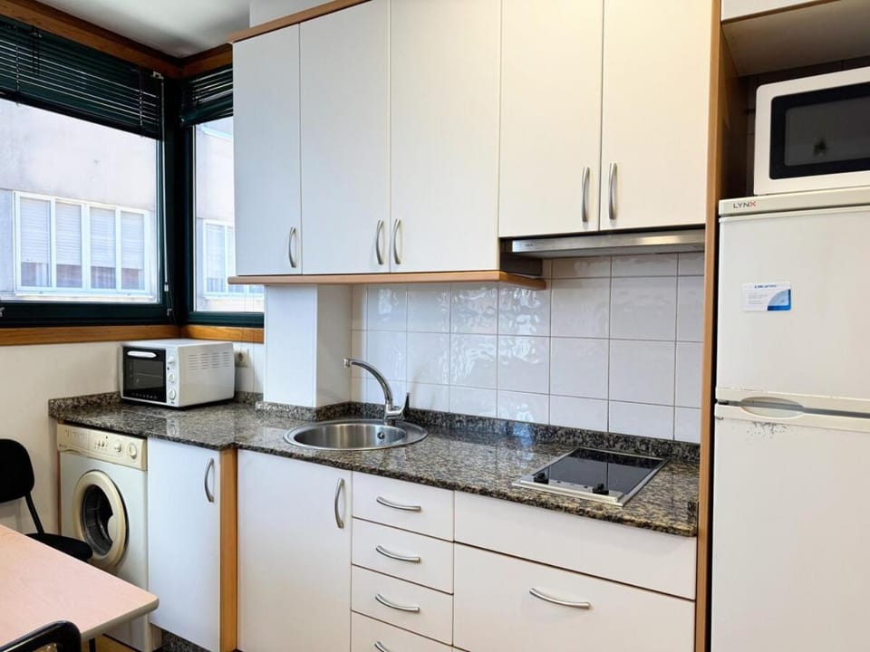 Rúa Chile 3A ツ Rias Baixas Rentals Apartment in Vigo