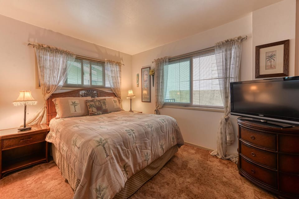 222CA 222 Catalina Ave House in Avalon