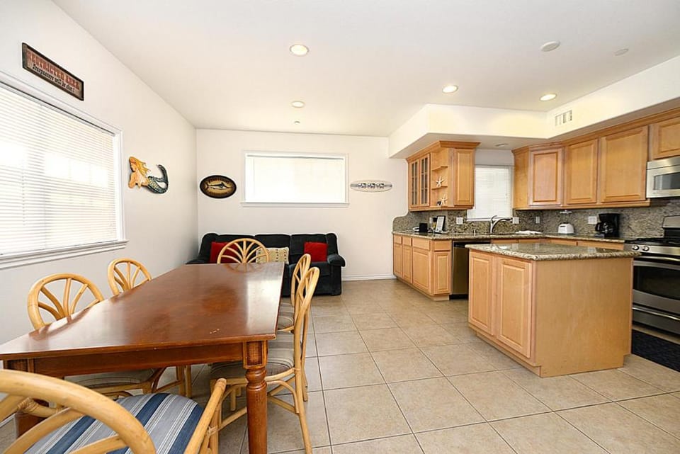 227BB 227 Beacon B House in Avalon