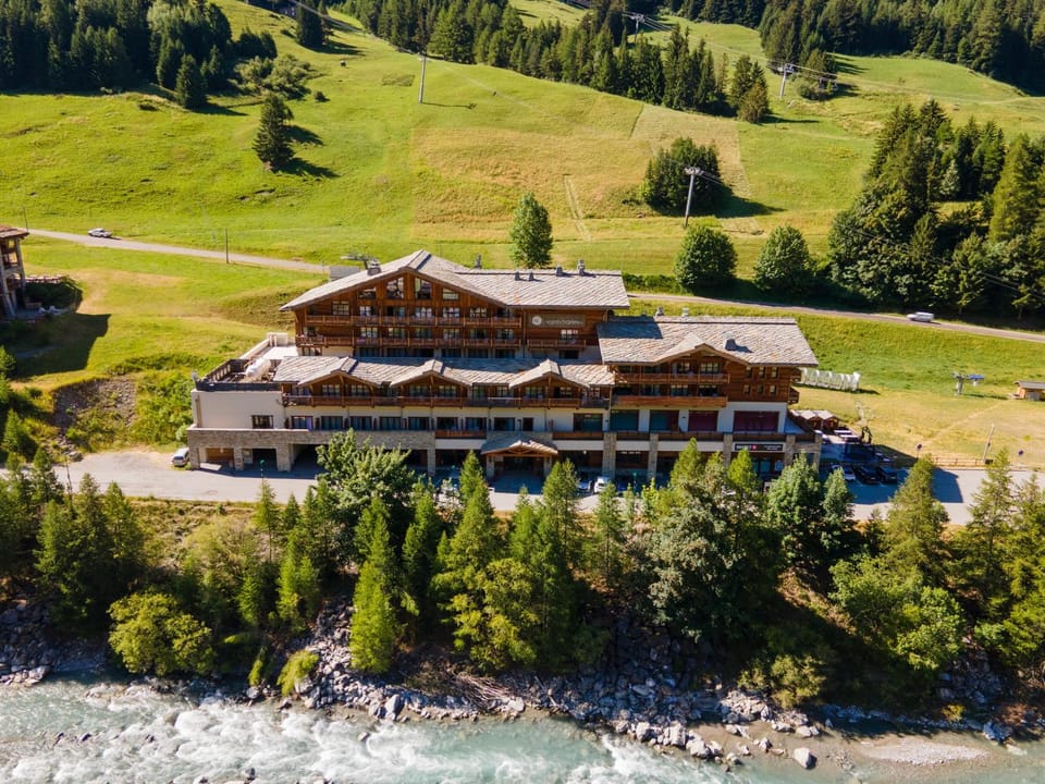 Property building, Natural landscape, Bird's eye view