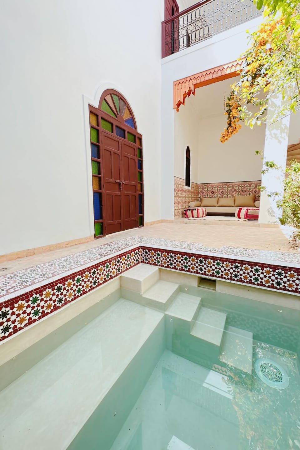 Swimming pool