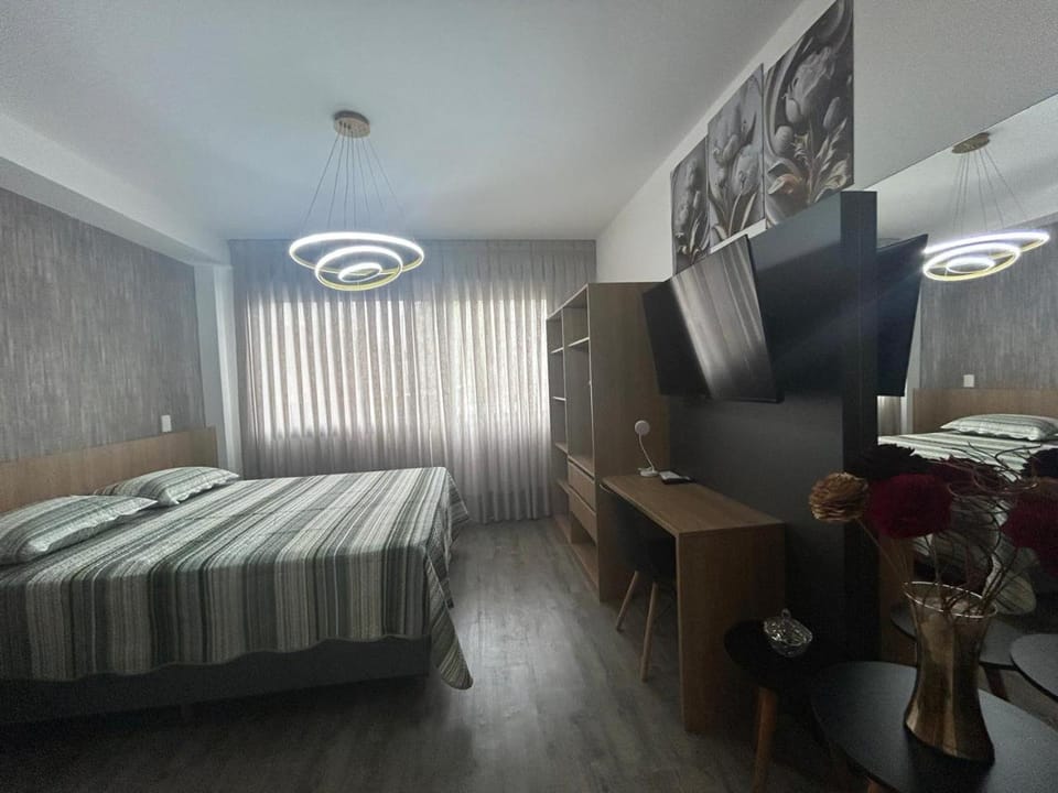 Communal lounge/ TV room, TV and multimedia, Photo of the whole room, Bedroom