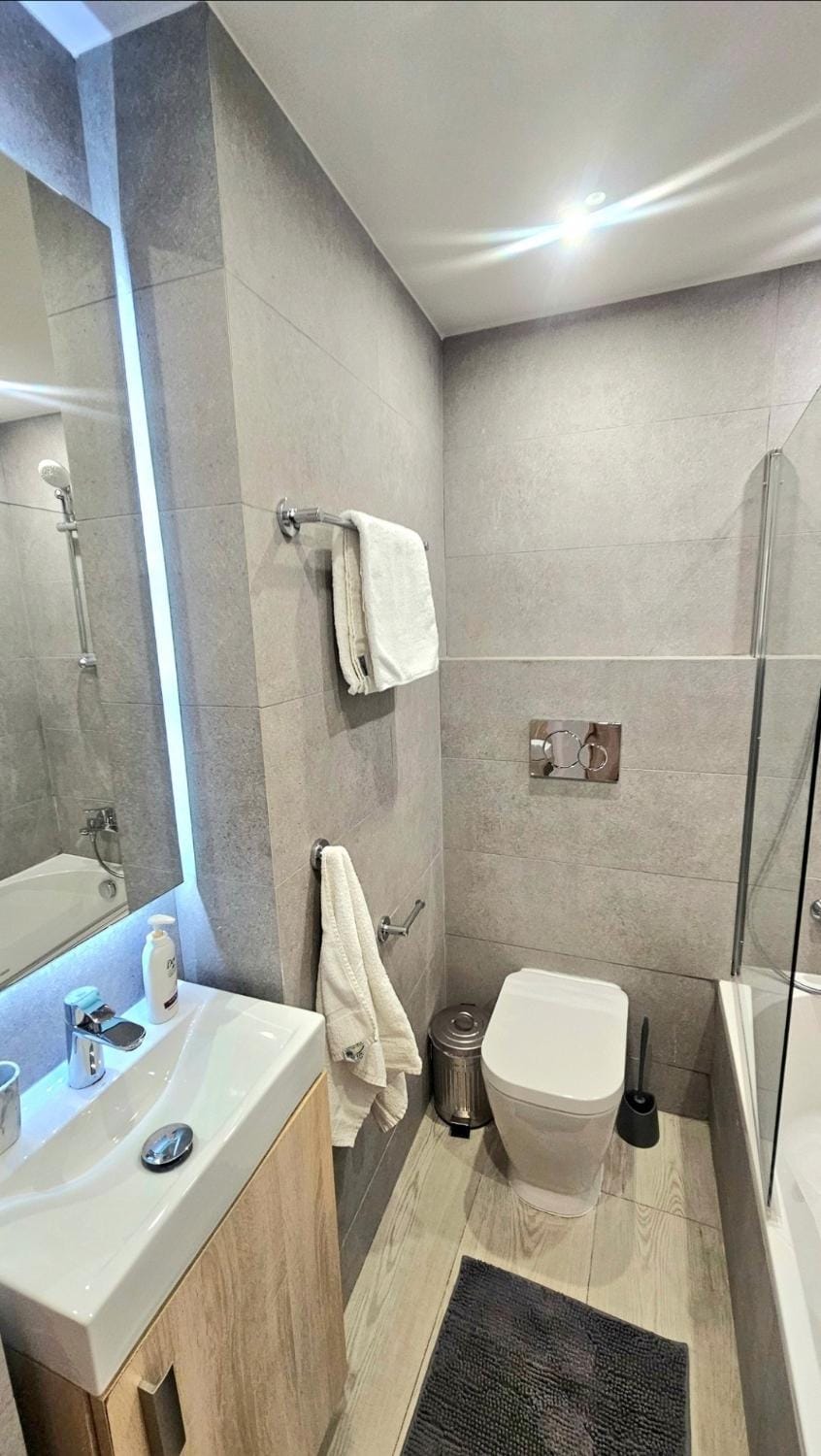 Touch of class Molos Limassol Apartment in Limassol City