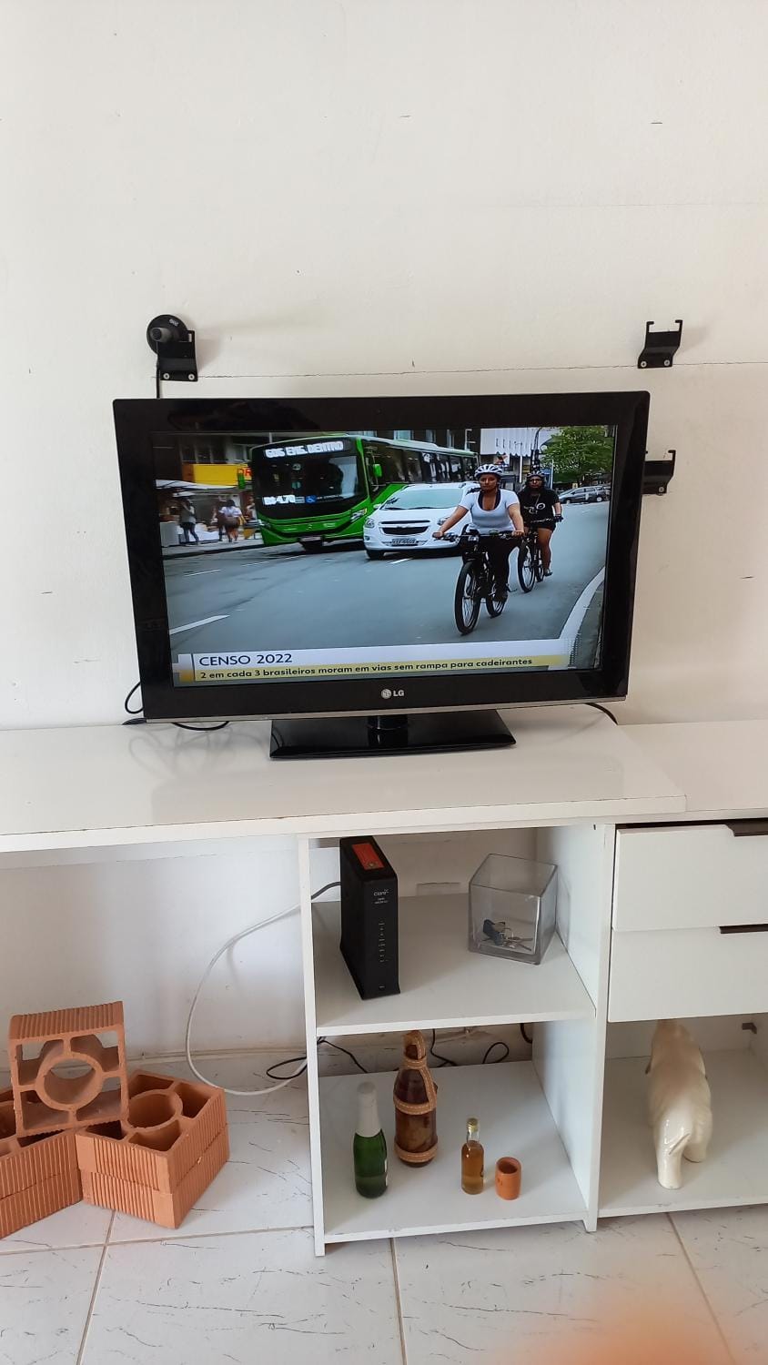 hospede na região Pampulha com garagem e churrasqueira House in Belo Horizonte