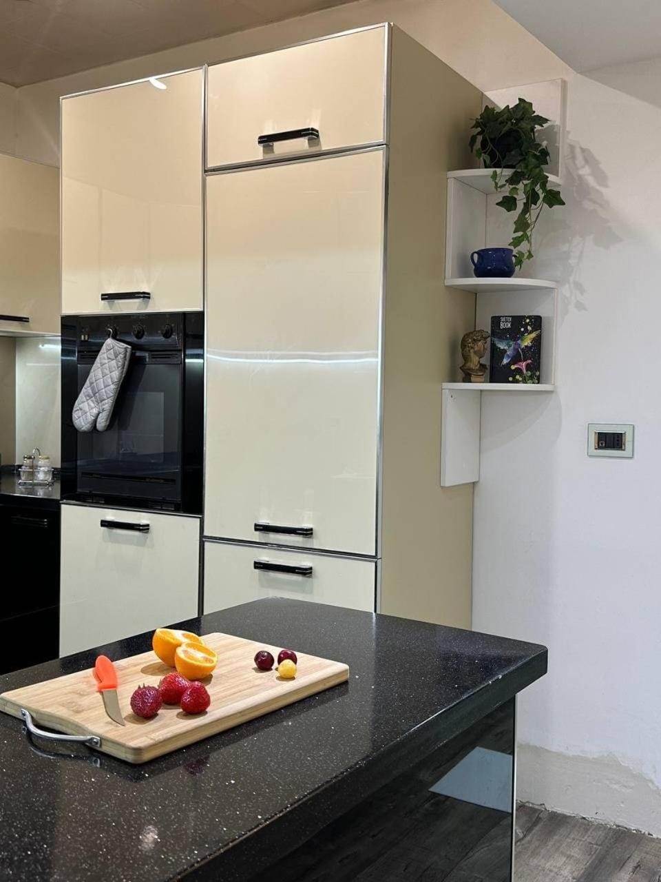 Food and drinks, oven