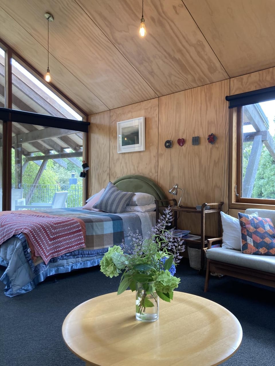 Treetop Studio Apartment in Wellington