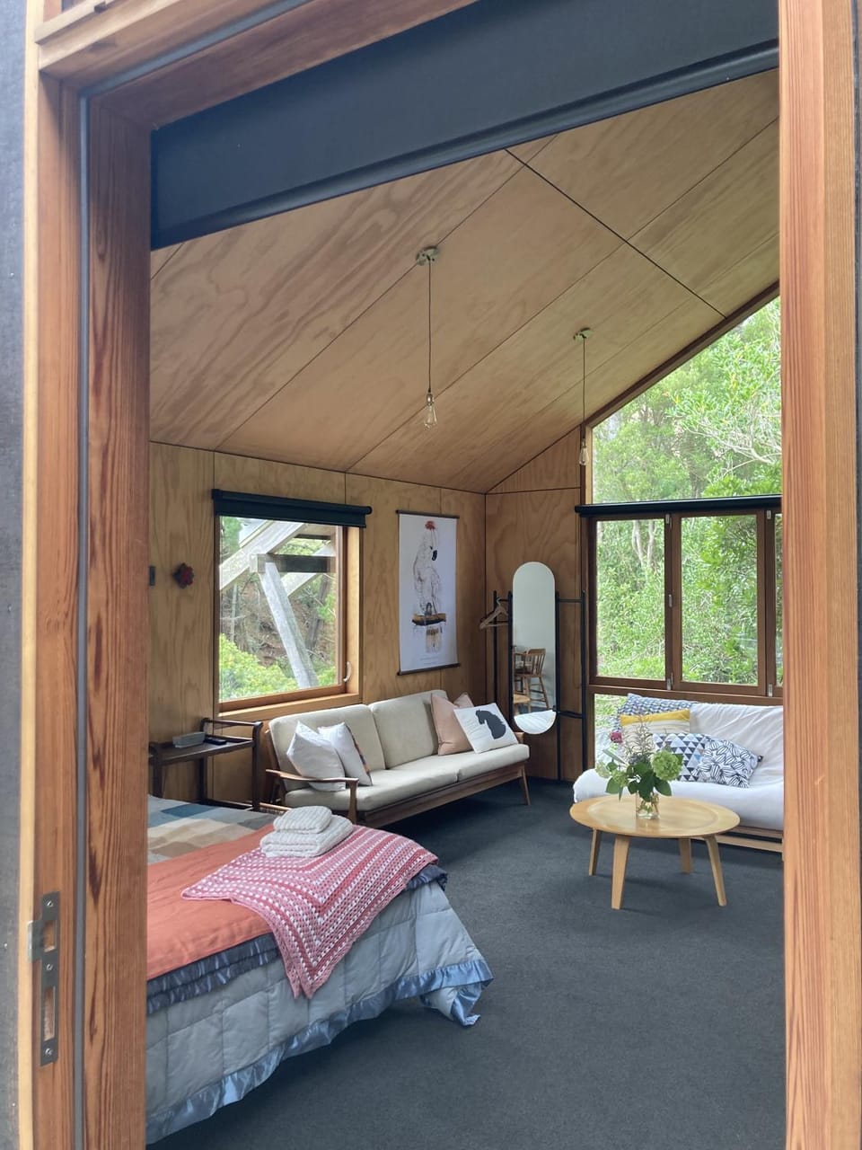 Treetop Studio Apartment in Wellington