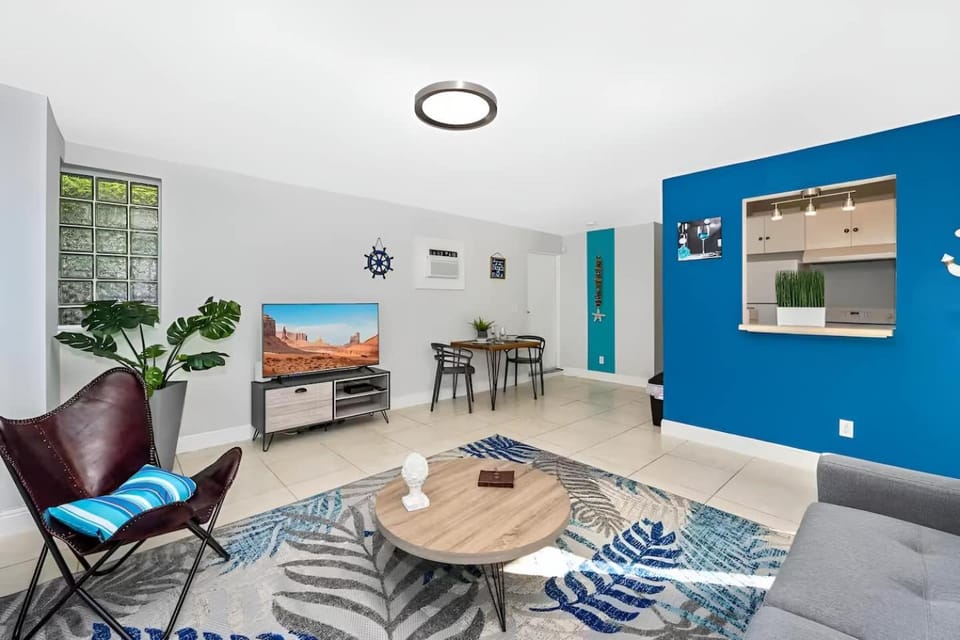 Ocean Breeze Home House in Hollywood