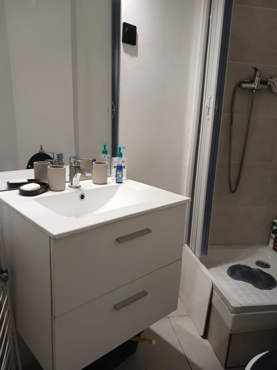 15 minute stade france métro au pied de l immeuble a saint ouen Vacation rental in Île-de-France