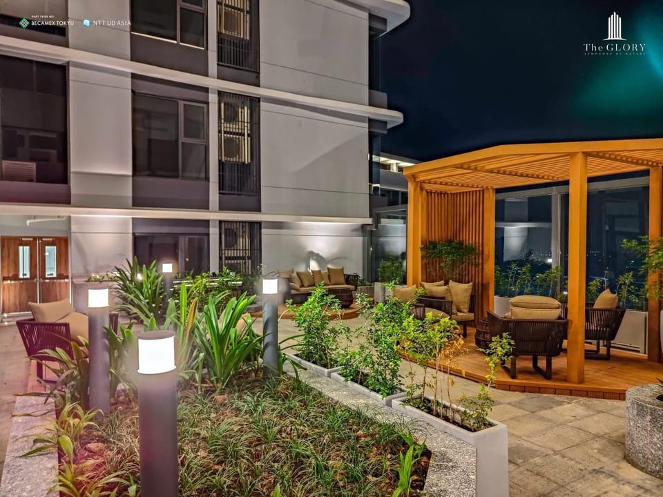 Patio, Night, Garden view