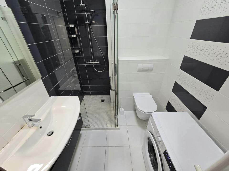 Shower, Toilet, washing machine