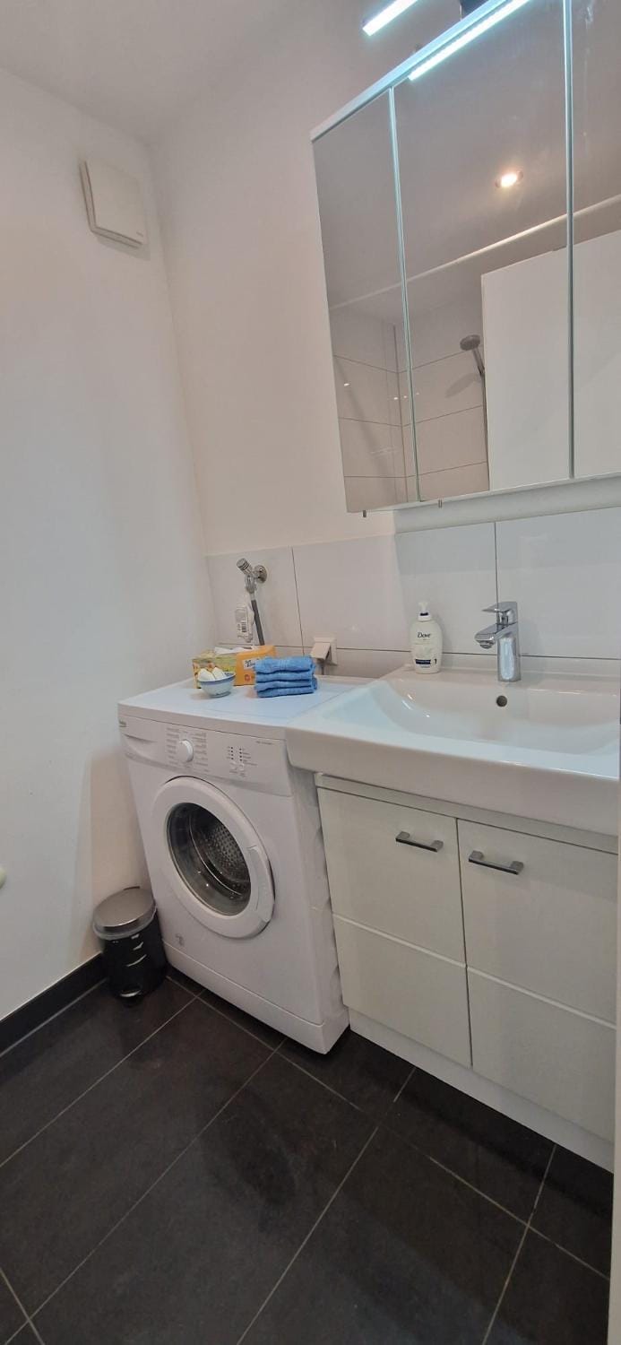 Bathroom, washing machine