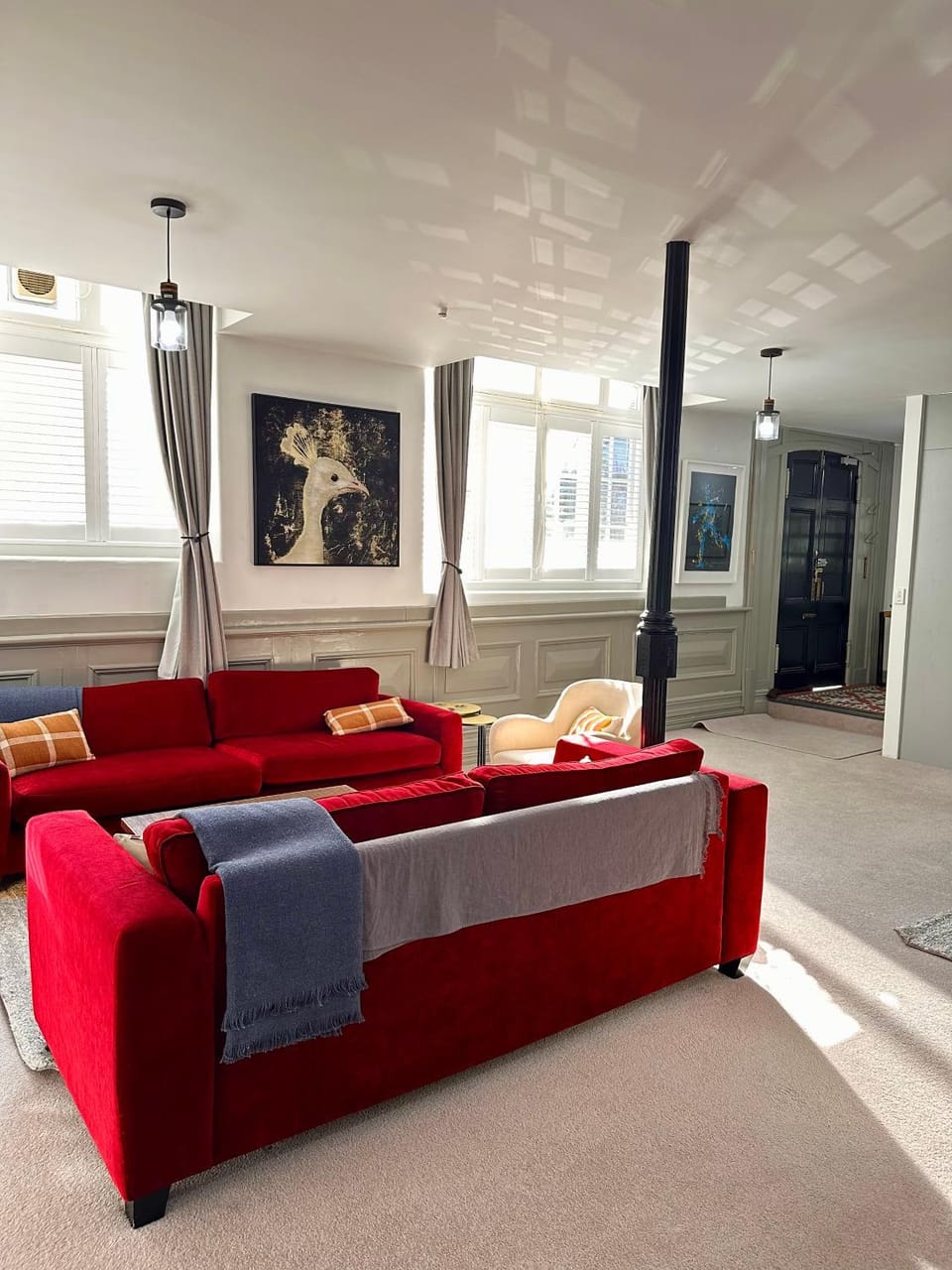 Living room, Seating area