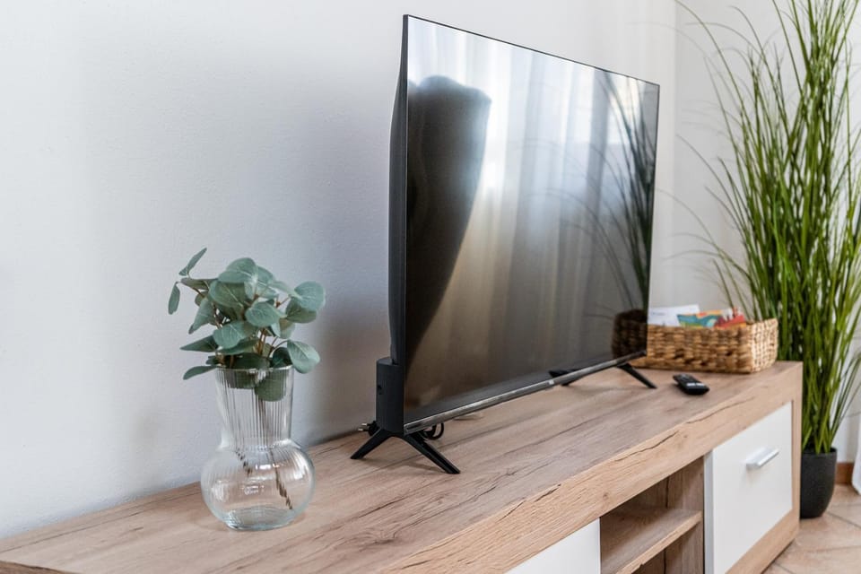 Communal lounge/ TV room, TV and multimedia, Evening entertainment