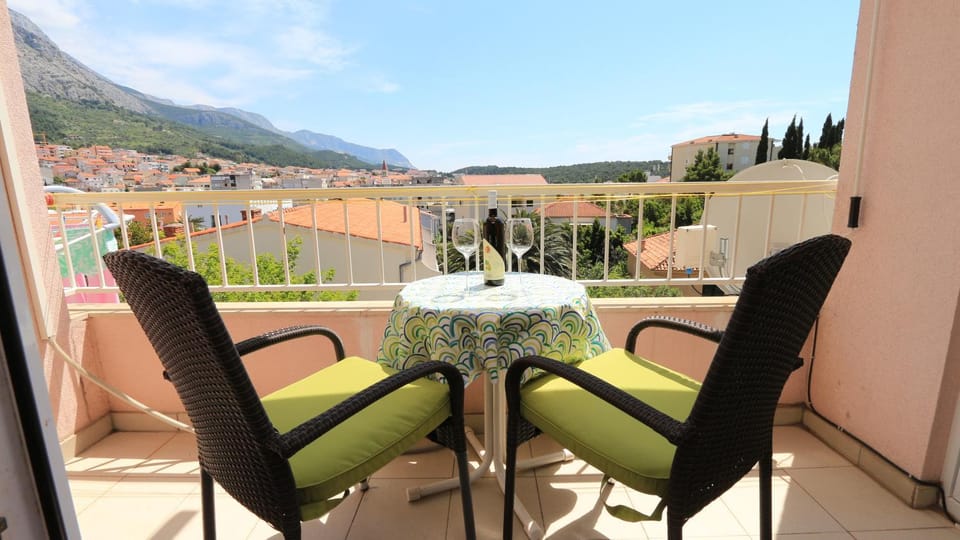 View (from property/room), Balcony/Terrace
