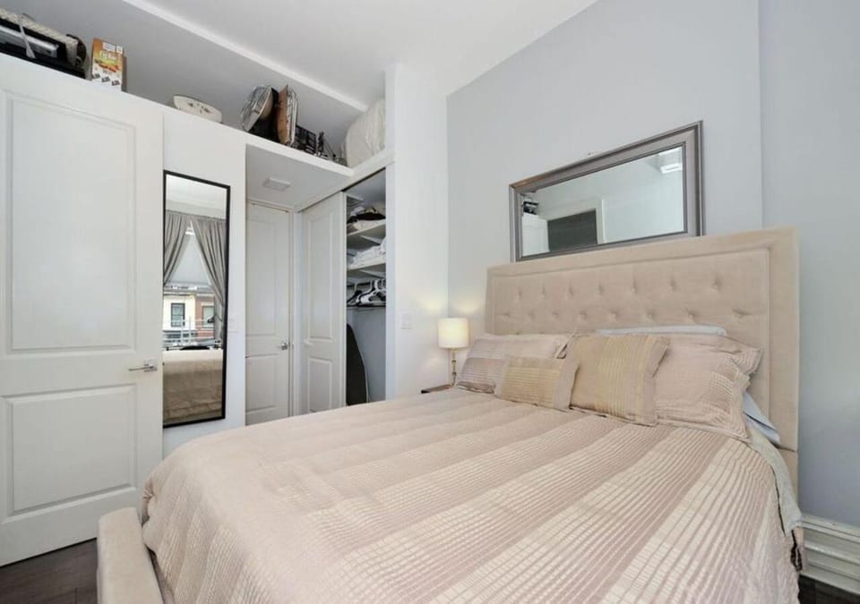 1BR GEM! Close to Central Park!, June To Aug 90 Days Stay Required Apartment in Upper East Side