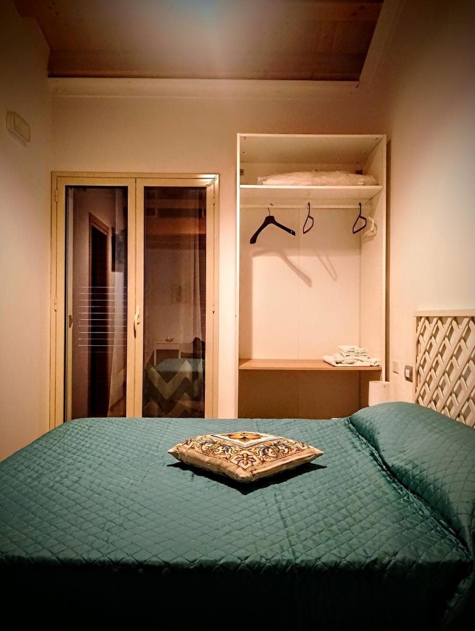 Guest House Lo specchio sul mare Bed and Breakfast in Sicily