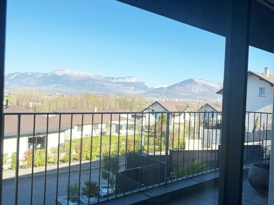 Natural landscape, View (from property/room), Mountain view