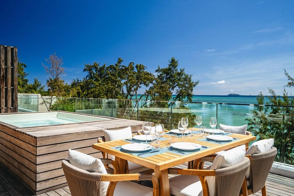 Aqua Serena - Luxury Beachfront Penthouse Apartment in Rivière du Rempart District, Mauritius