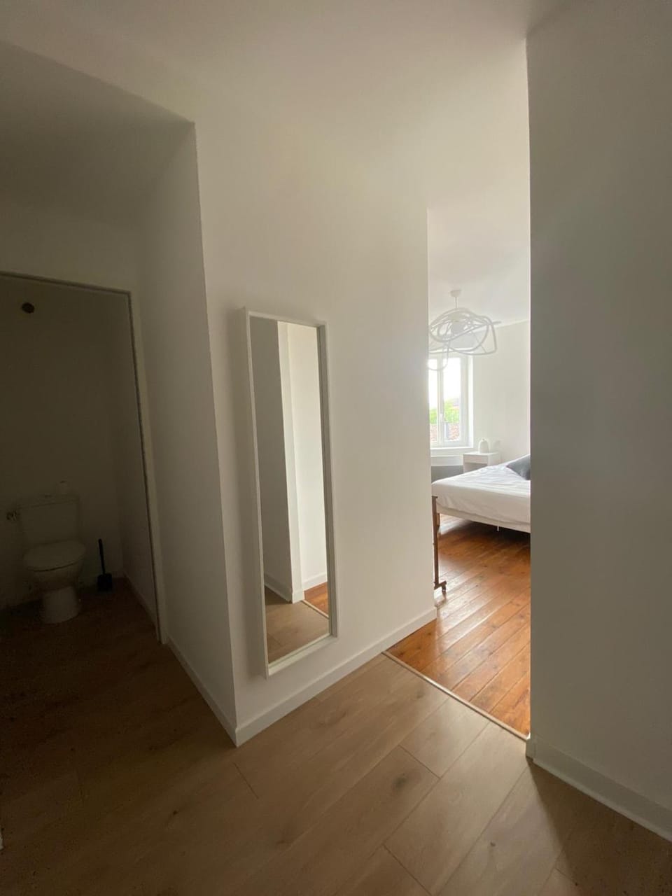 Toilet, Bed, Photo of the whole room, Bedroom
