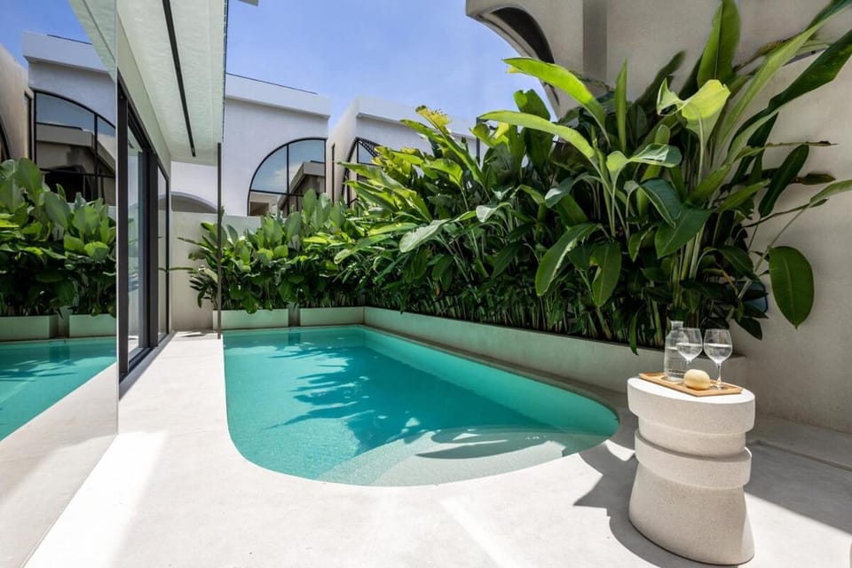 Brand New Luxury5 Stars Designer By Villa-Amare Villa 3 Villa in North Kuta