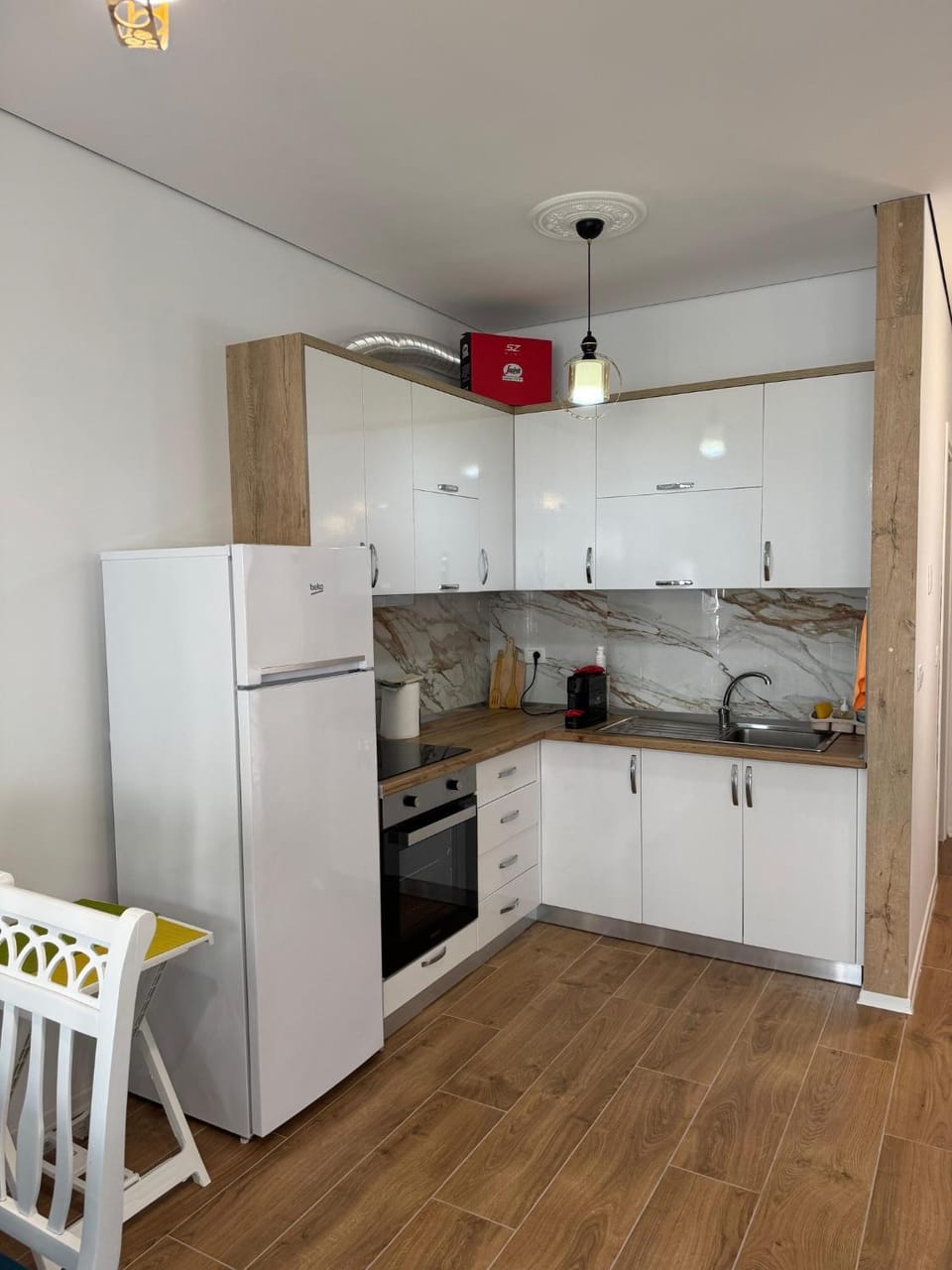 Kitchen or kitchenette, oven, stove
