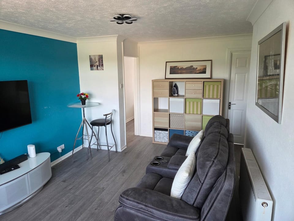 3 Bedroom Flat - Colchester- Train Station - Close to Town Apartment in Colchester