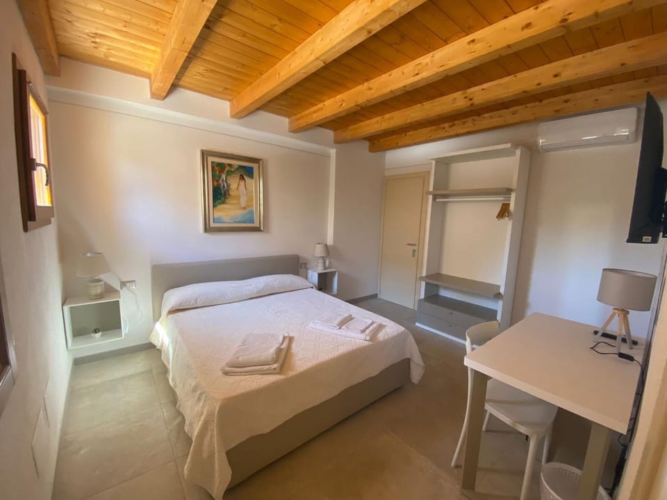 Pettirosso Bed and Breakfast in San Teodoro