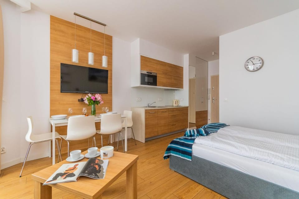 Bed, Kitchen or kitchenette, Photo of the whole room