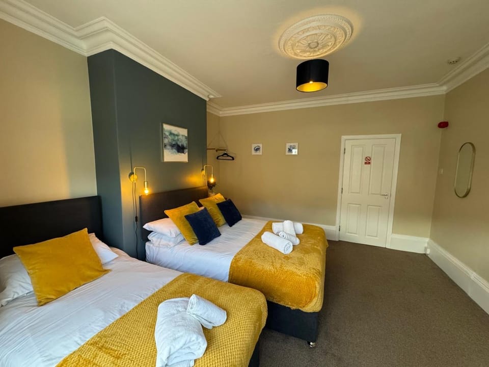 45 The Square Holiday Apartments, Scarborough Apartment in Scarborough