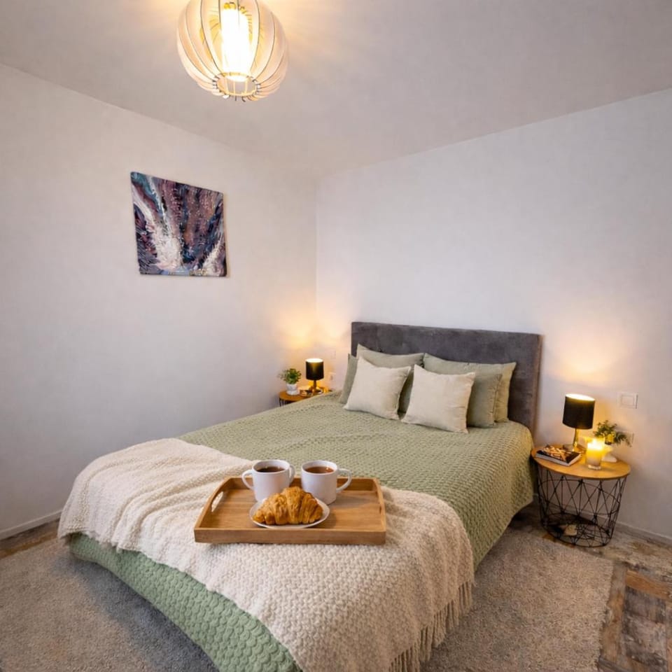 Giedres Kalnieciu Apartamentai 1 netoli Kauno klinikų Apartment in Lithuania