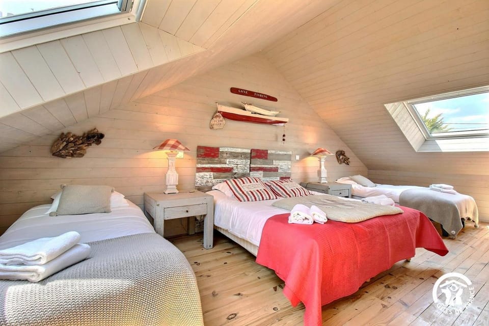 L'Atelier d'artiste by Domaine de Colomban - plages et commerces à pieds House in Carnac