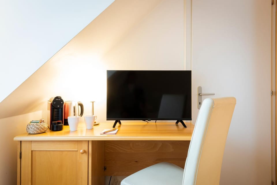TV and multimedia, Coffee/tea facilities