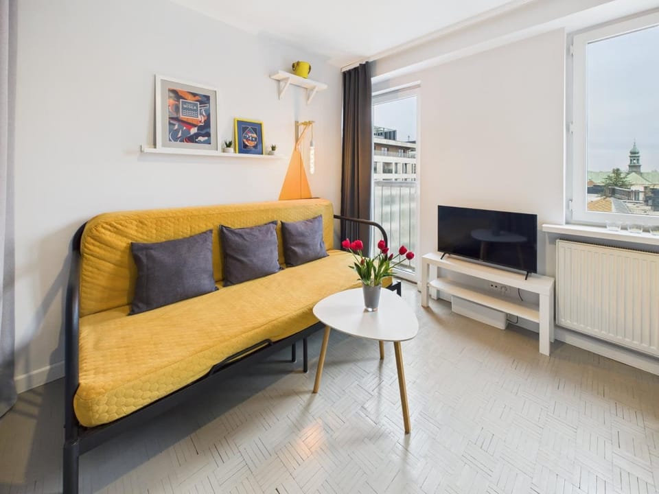TV and multimedia, Living room, Seating area, internet