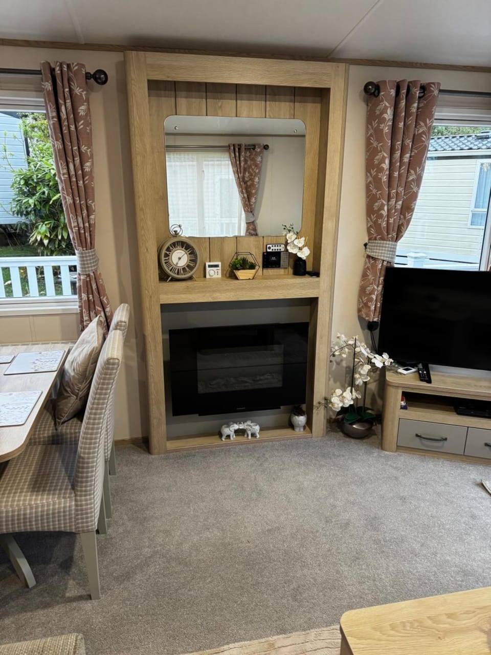 Tattershall Lakes 49 Larch View Campground/ 
RV Resort in Tattershall