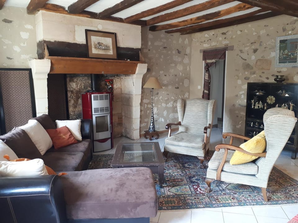 Living room, Seating area