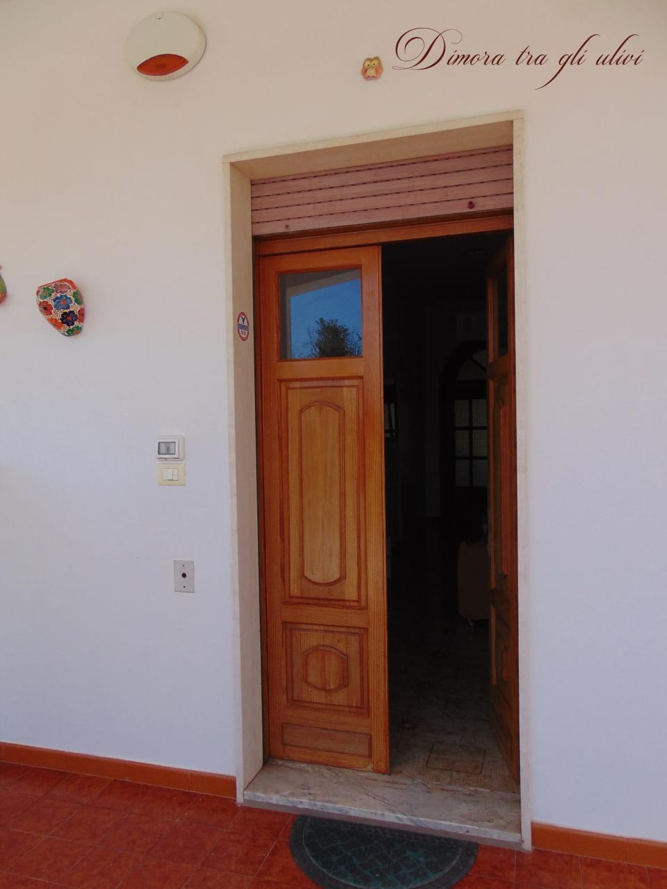 Facade/entrance