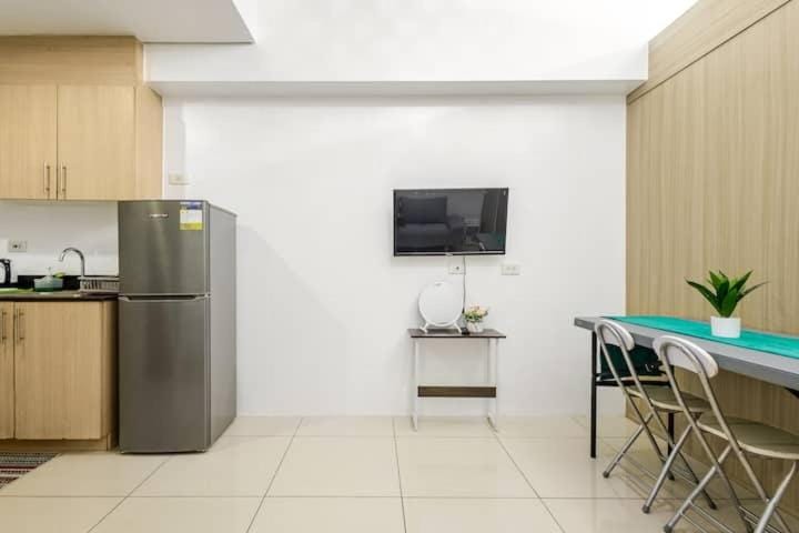 Communal lounge/ TV room, TV and multimedia
