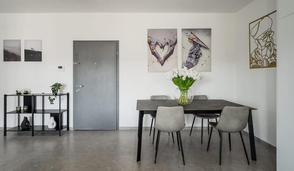 Stunning and new 3-BR apartment Apartment in Haifa District