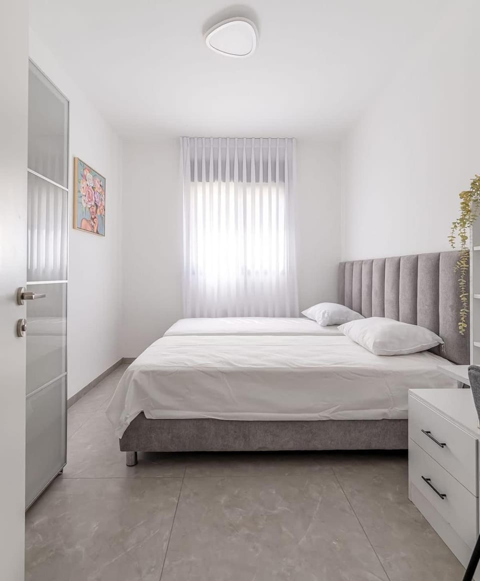 Stunning and new 3-BR apartment Apartment in Haifa District