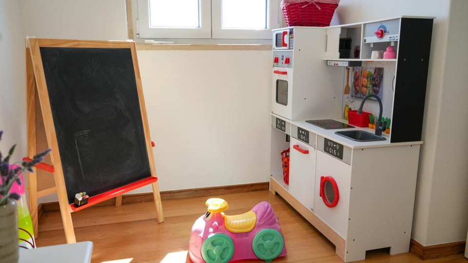 Bedroom, children