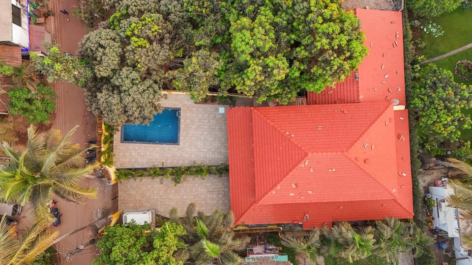 Alaya Stays Casa do Mar Heritage Portuguese 4 BHK Villa Near Calangute Beach With Private Pool Villa in Calangute