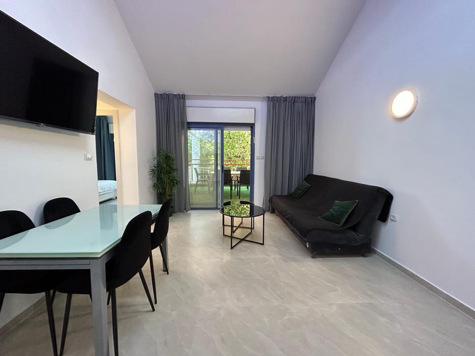 Royal Park - Paul's Place Apartment in Eilat