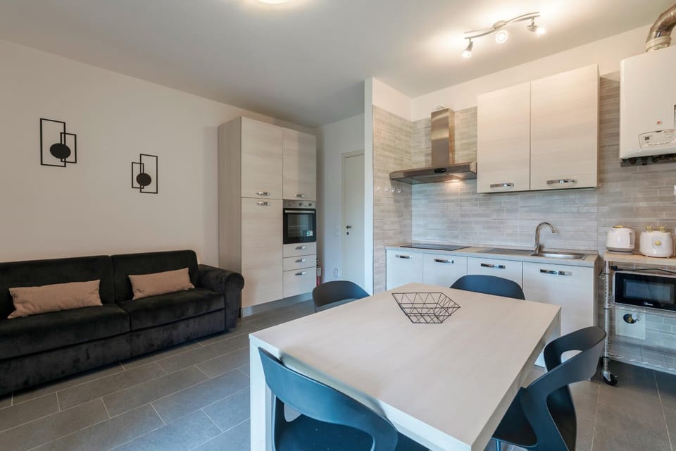 Kitchen or kitchenette, Living room, Dining area, pet friendly