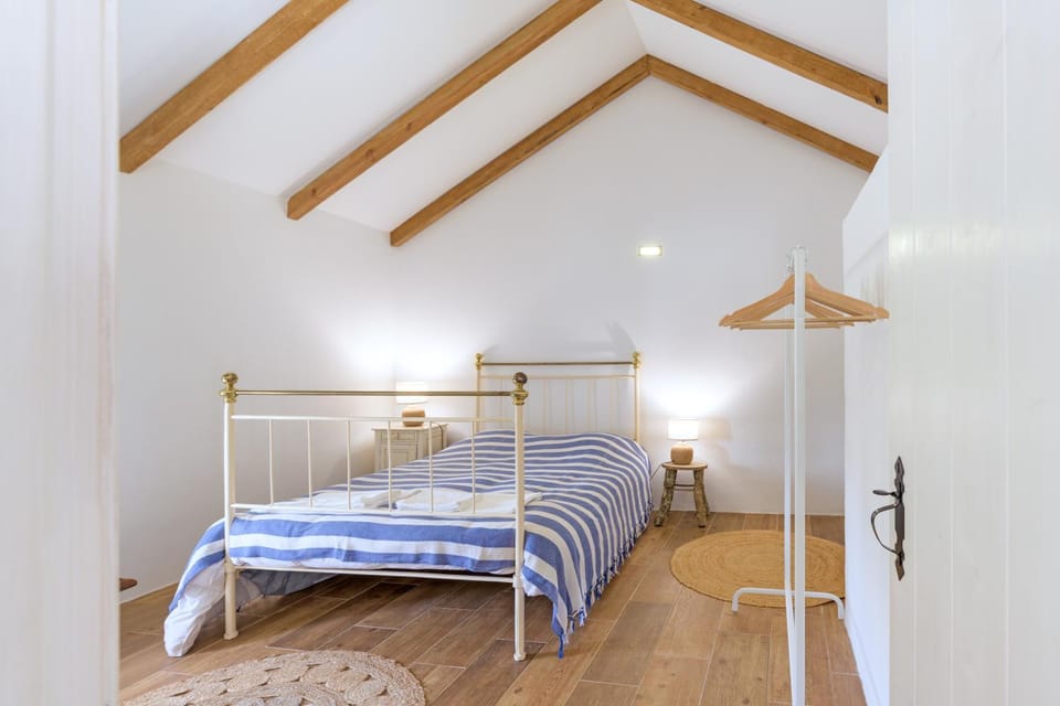 Property building, Living room, Bedroom