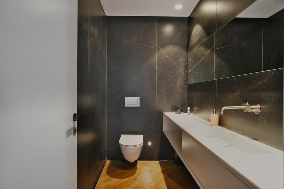 Ibn Gvirol Palace Apartment in Tel Aviv-Yafo