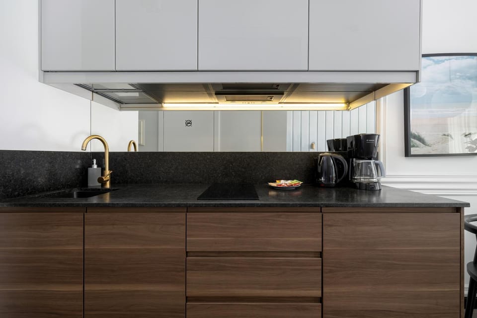 Kitchen or kitchenette, pet friendly, stove