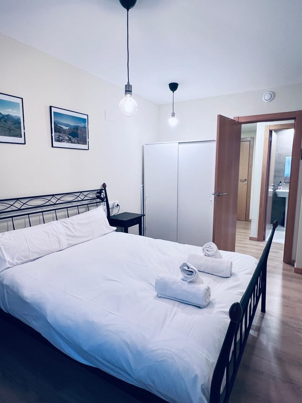Bed, Photo of the whole room, Bedroom, towels, wardrobe